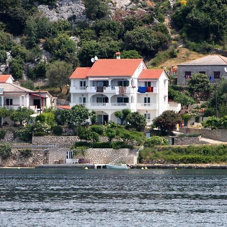 Apartments And Rooms By The Sea Supetarska Draga - Gornja, Rab - 11579 Eksteriør billede