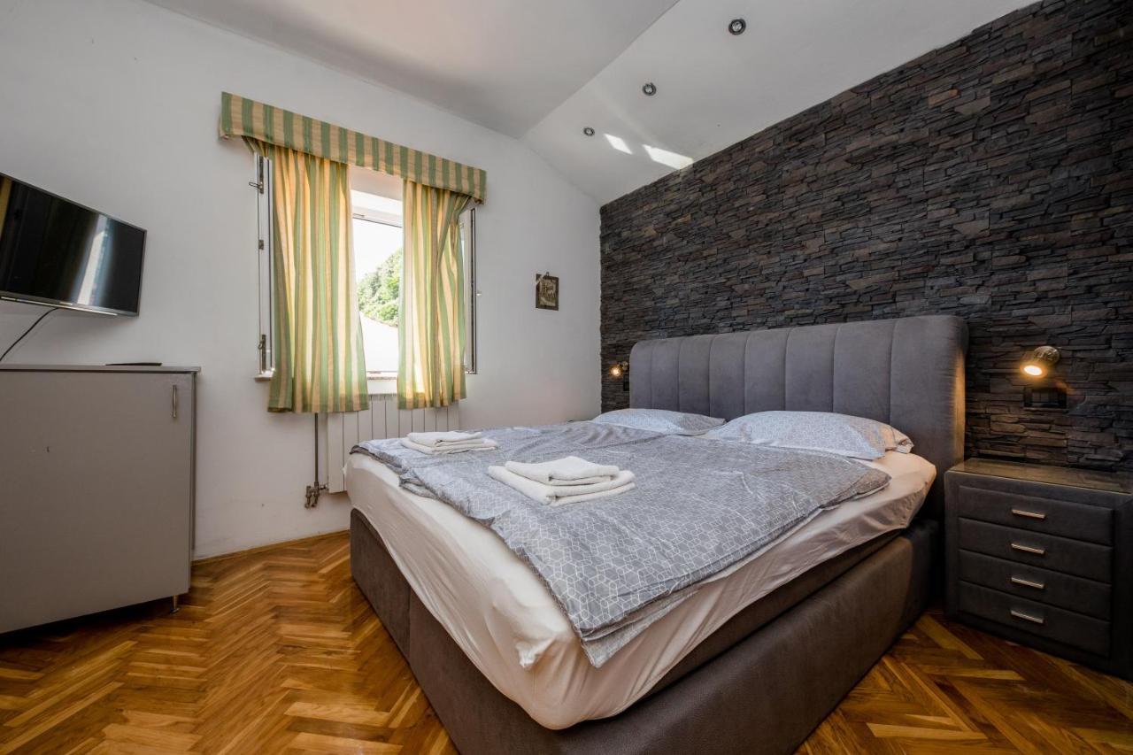 Apartments And Rooms By The Sea Supetarska Draga - Gornja, Rab - 11579 Eksteriør billede