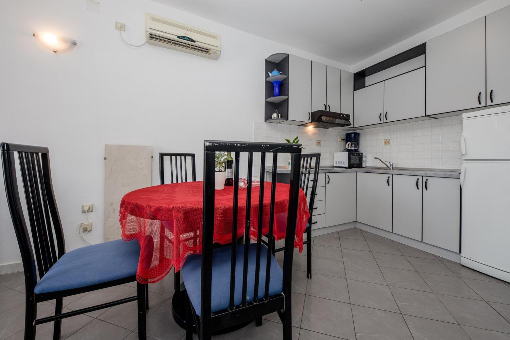 Apartments And Rooms By The Sea Supetarska Draga - Gornja, Rab - 11579 Værelse billede